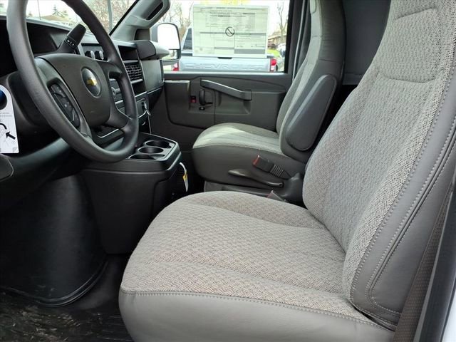2026 Chevrolet Express Cargo Work Van - Photo 12