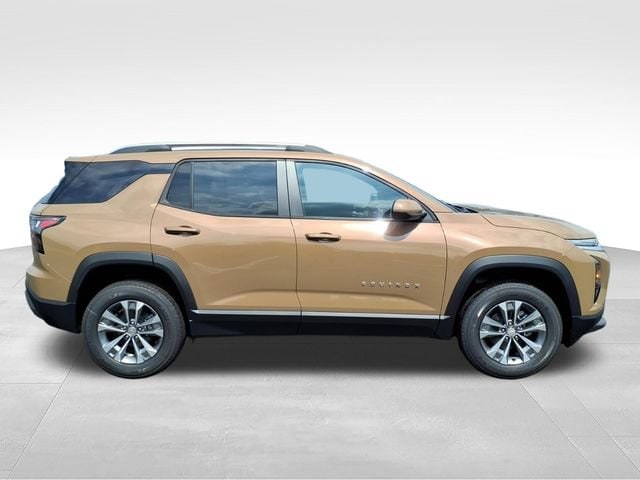 2027 Chevrolet Equinox LT - Photo 2