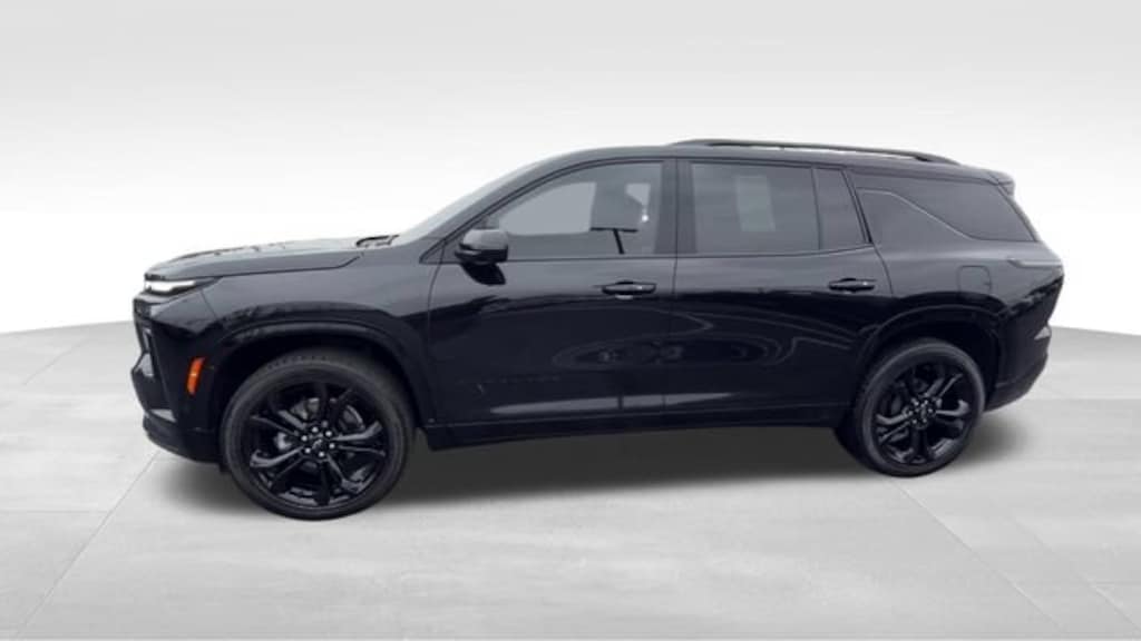 Used 2024 Chevrolet Traverse RS SUV