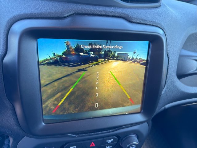 2023 Jeep Renegade Latitude - Photo 23
