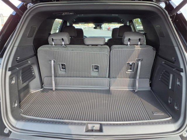 2026 Chevrolet Traverse photo 4