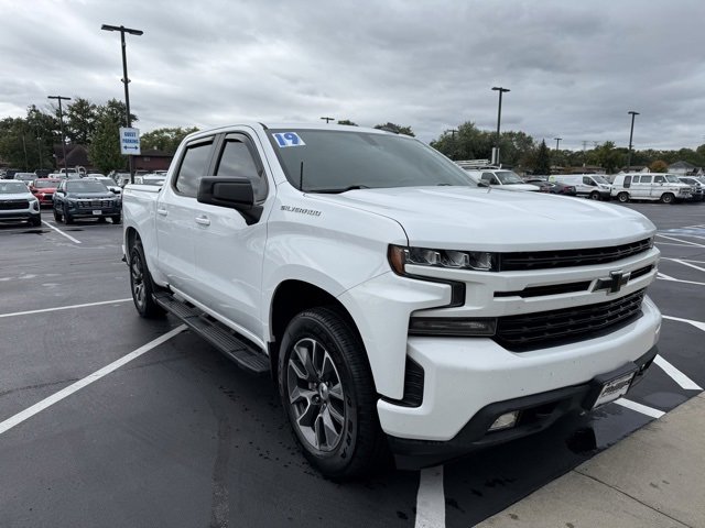 2019 Chevrolet Silverado 1500 RST photo 2