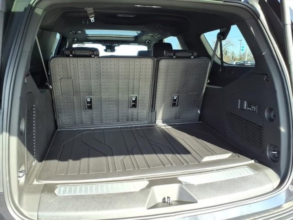 New 2026 Chevrolet Suburban High Country SUV