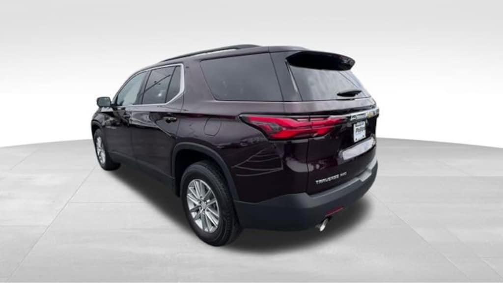 Used 2023 Chevrolet Traverse LT Leather SUV