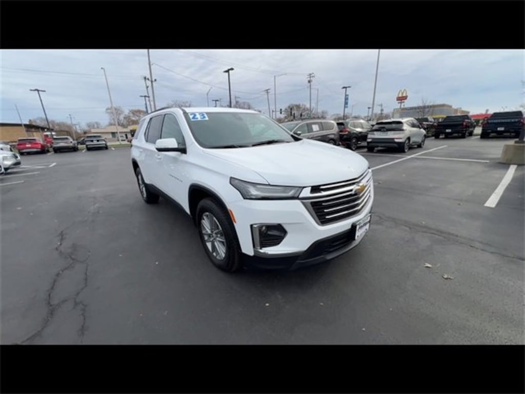 Used 2023 Chevrolet Traverse LT Leather SUV