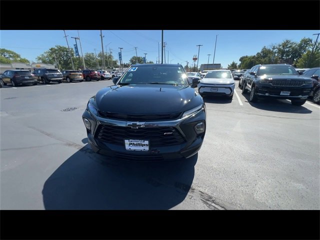 2024 Chevrolet Blazer RS photo 3