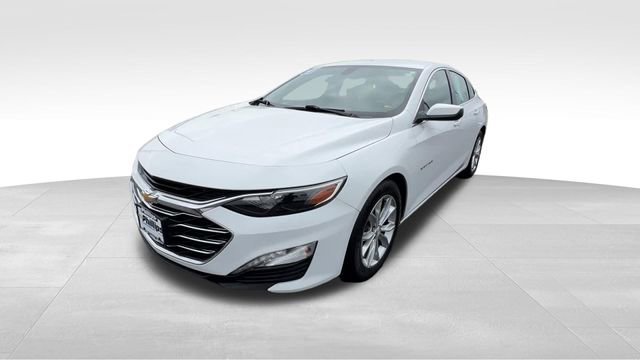 Used 2021 Chevrolet Malibu 1LT with VIN 1G1ZD5ST3MF028290 for sale in Lansing, IL