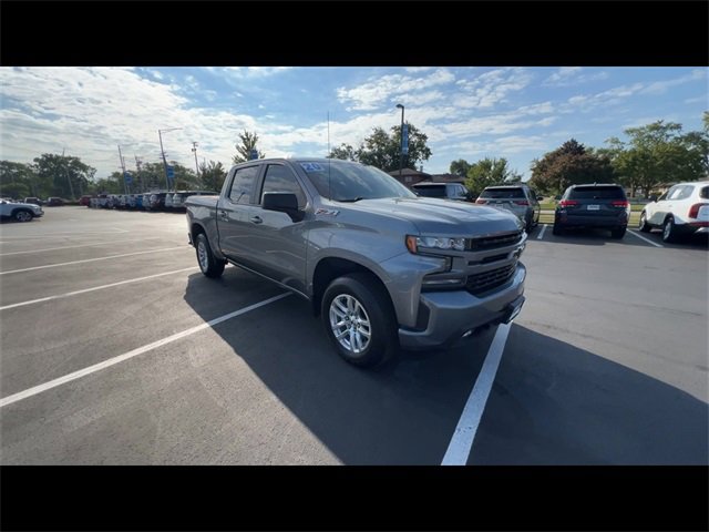 2020 Chevrolet Silverado 1500 RST photo 2