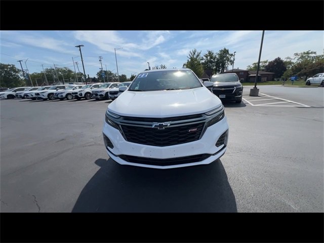 2022 Chevrolet Equinox RS photo 3