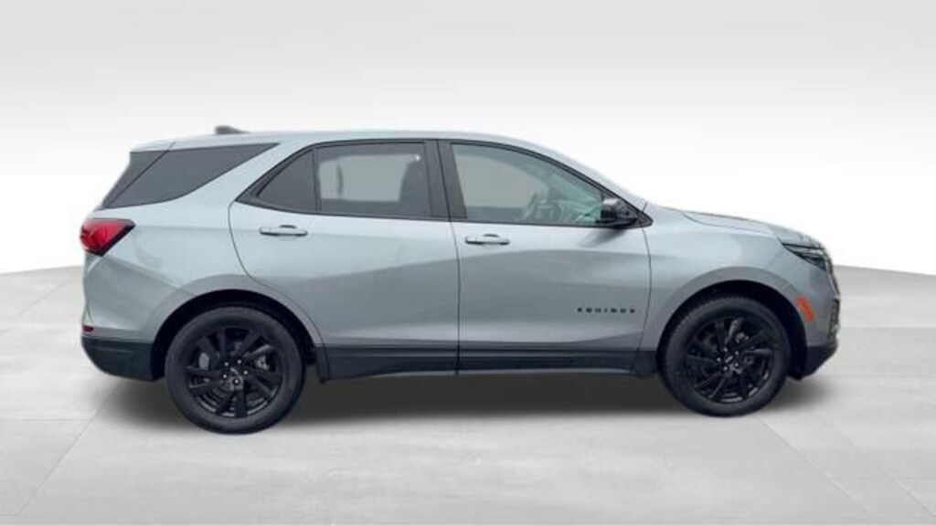 Used 2023 Chevrolet Equinox LS SUV