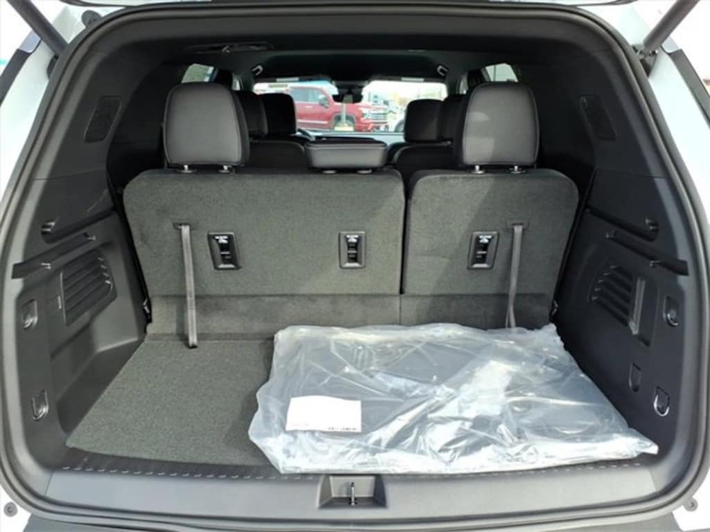 New 2026 Chevrolet Traverse LT SUV