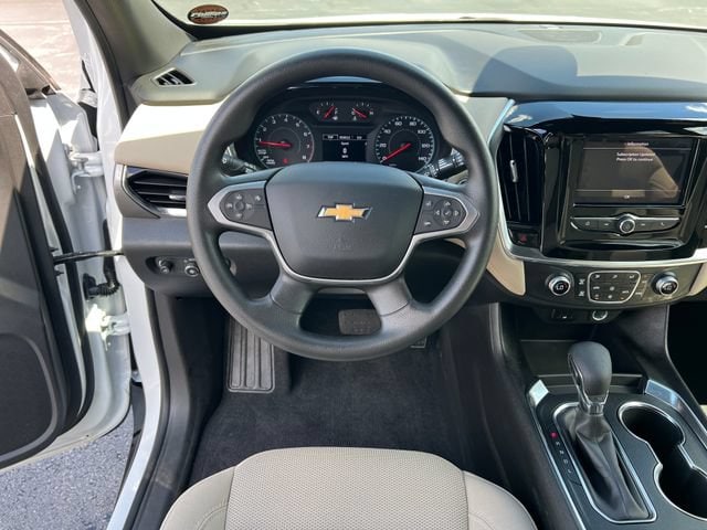 2023 Chevrolet Traverse LS - Photo 13