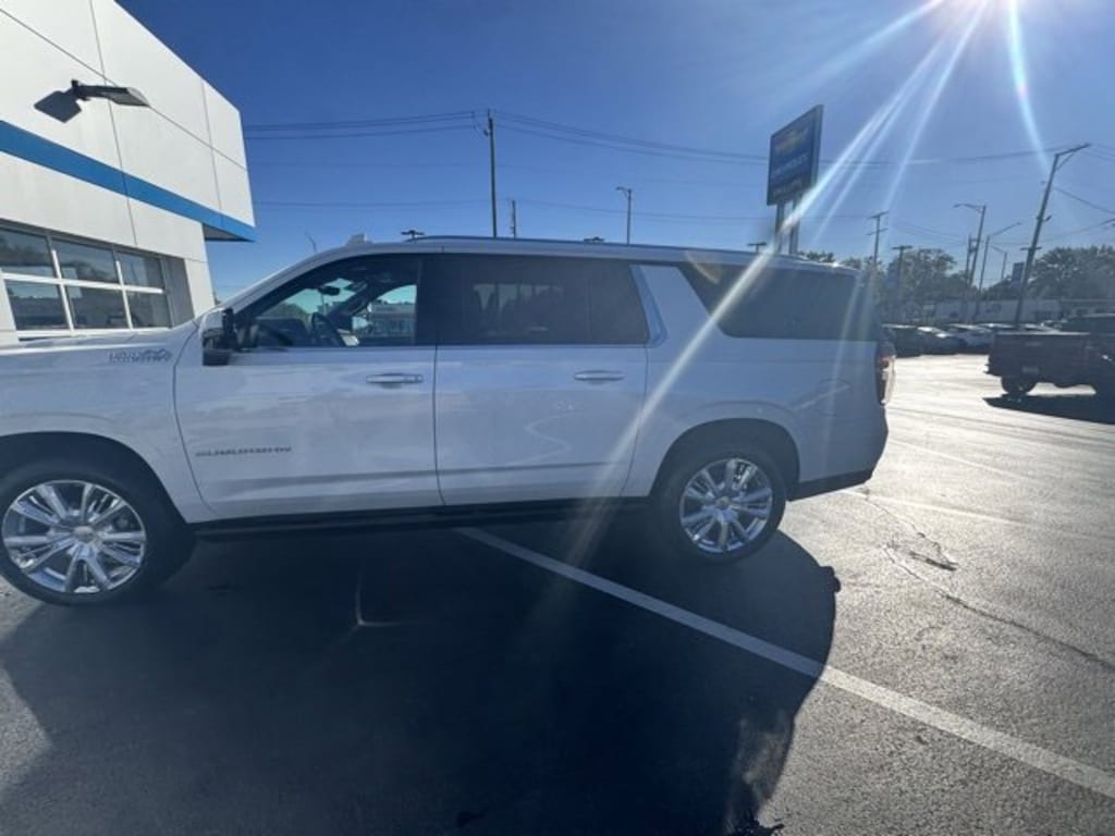Used 2023 Chevrolet Suburban High Country SUV
