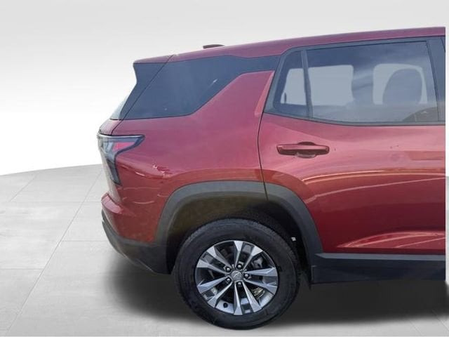 2025 Chevrolet Equinox LT - Photo 9