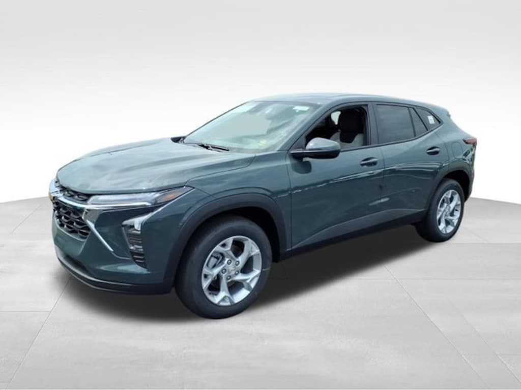 New 2026 Chevrolet Trax LS SUV