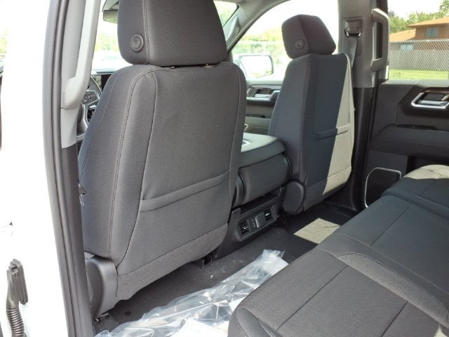2026 Chevrolet Silverado 1500 LT - Photo 8