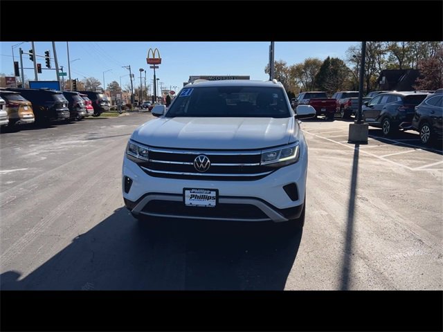 2021 Volkswagen Atlas Cross Sport V6 SE Technology photo 3