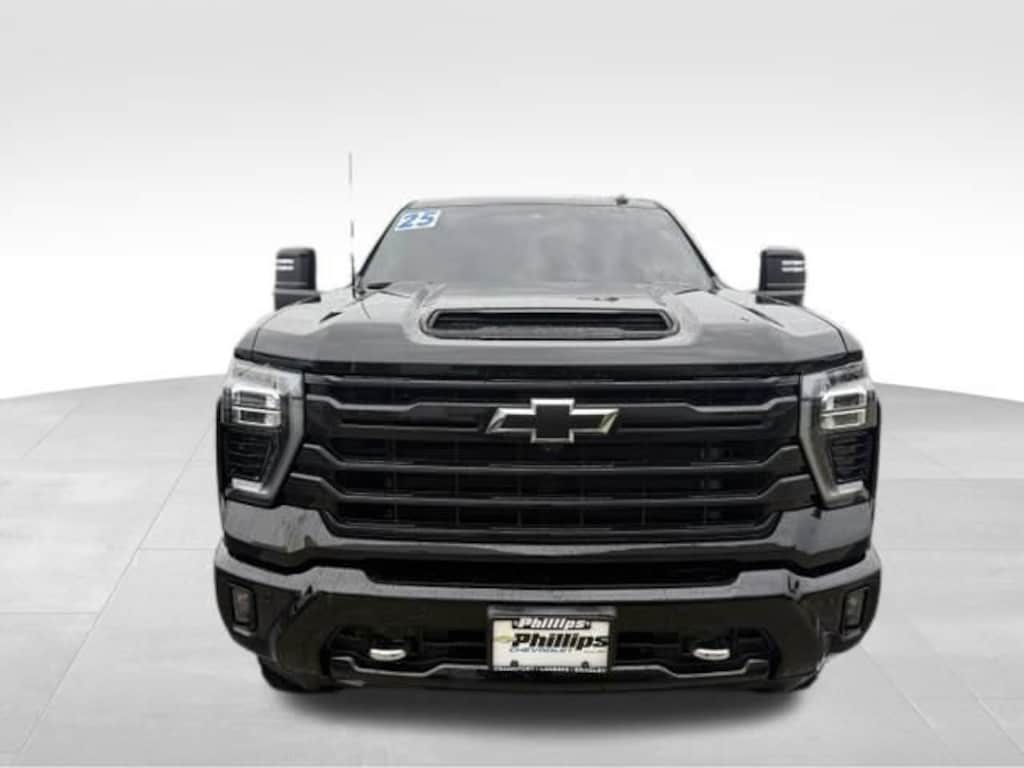 Used 2025 Chevrolet Silverado 2500 HD High Country Truck Crew Cab