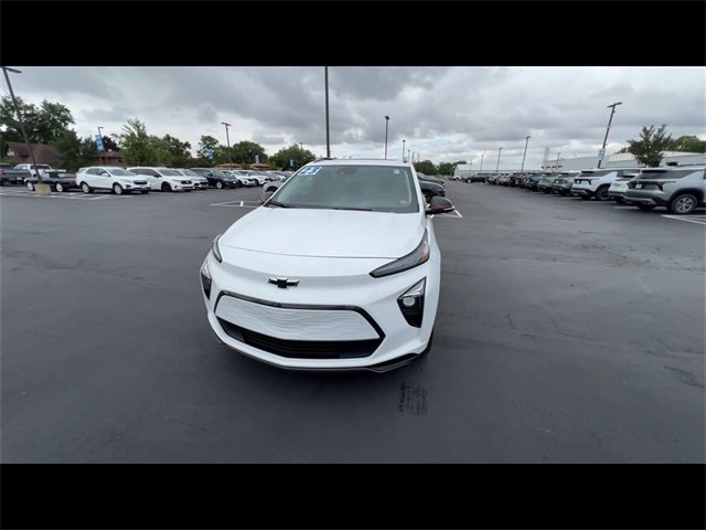 2023 Chevrolet Bolt EUV Premier photo 3