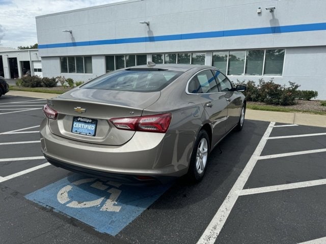 Used 2022 Chevrolet Malibu 1LT with VIN 1G1ZD5ST3NF135437 for sale in Lansing, IL