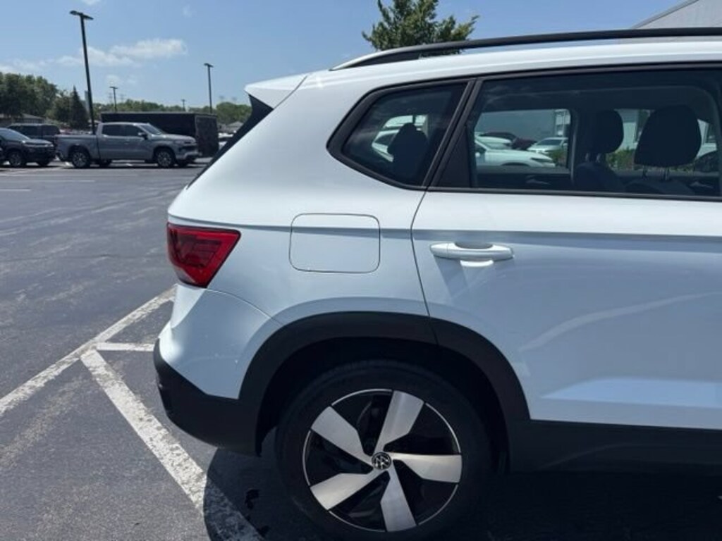 Used 2024 Volkswagen Taos 1.5T S SUV