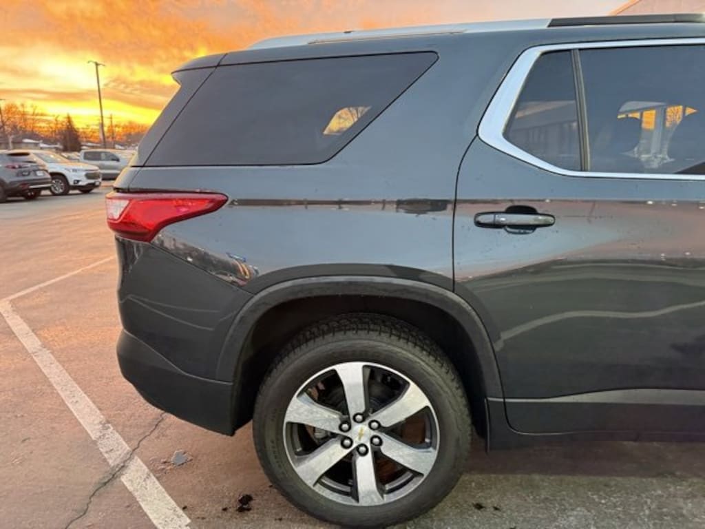 Used 2018 Chevrolet Traverse LT Leather SUV