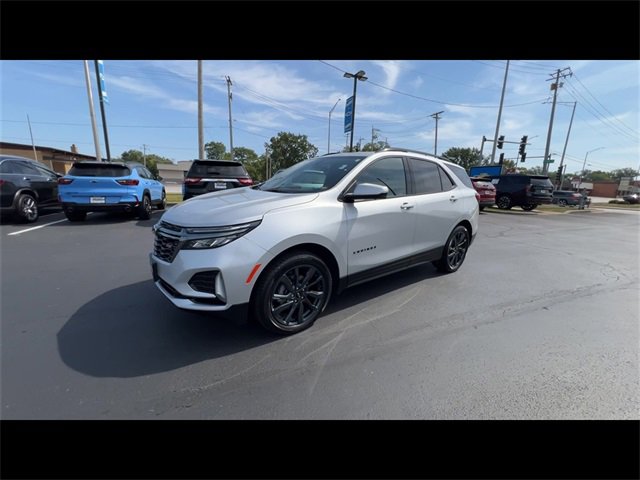 2022 Chevrolet Equinox RS photo 3