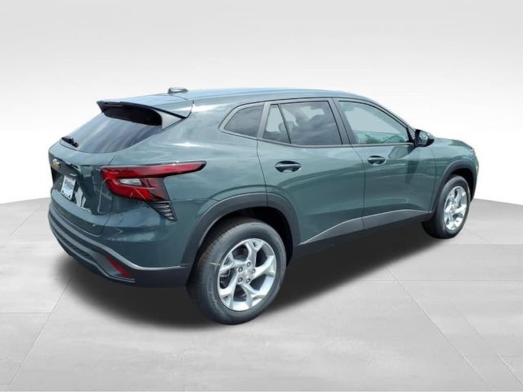 New 2026 Chevrolet Trax LS SUV