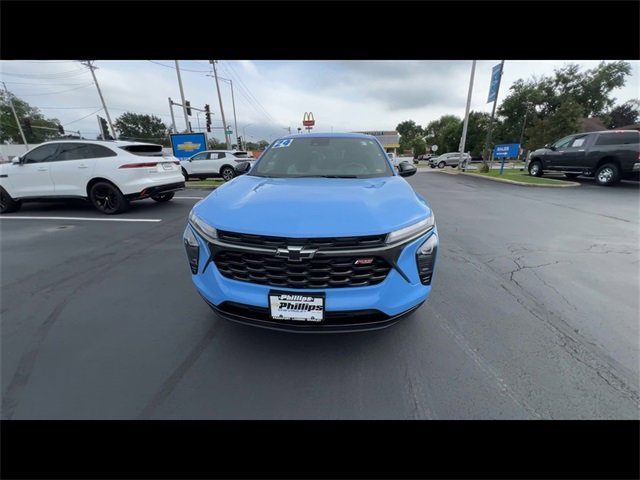 2024 Chevrolet Trax photo 3