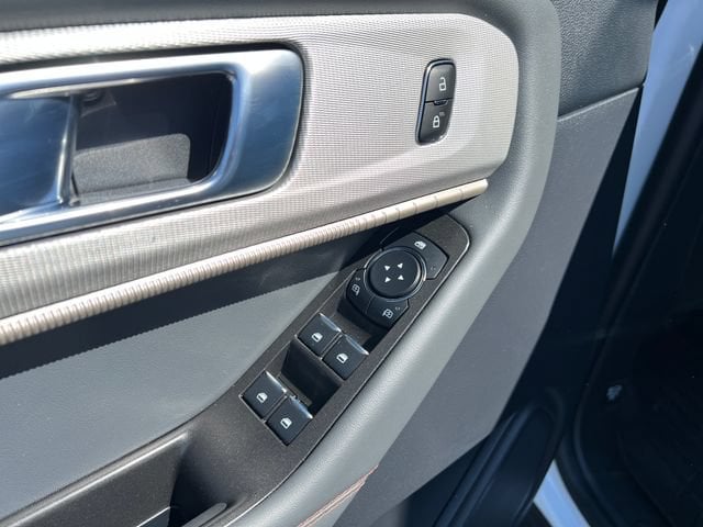 2026 Ford Explorer Active - Photo 13