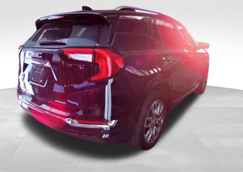 Used 2023 GMC Terrain Denali SUV