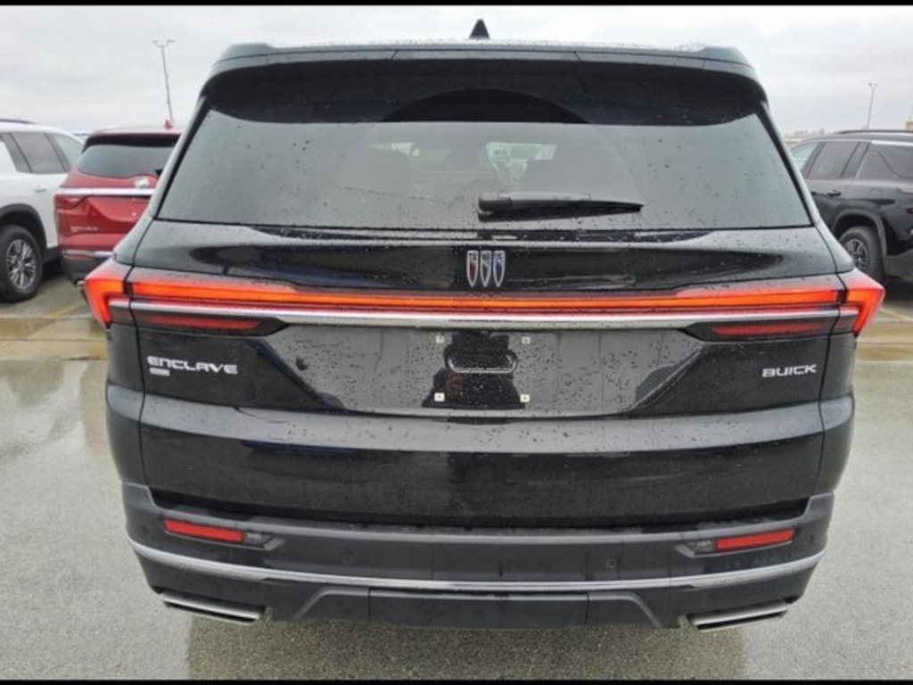 Used 2025 Buick Enclave Preferred SUV