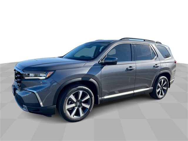 2025 Honda Pilot Touring's photo