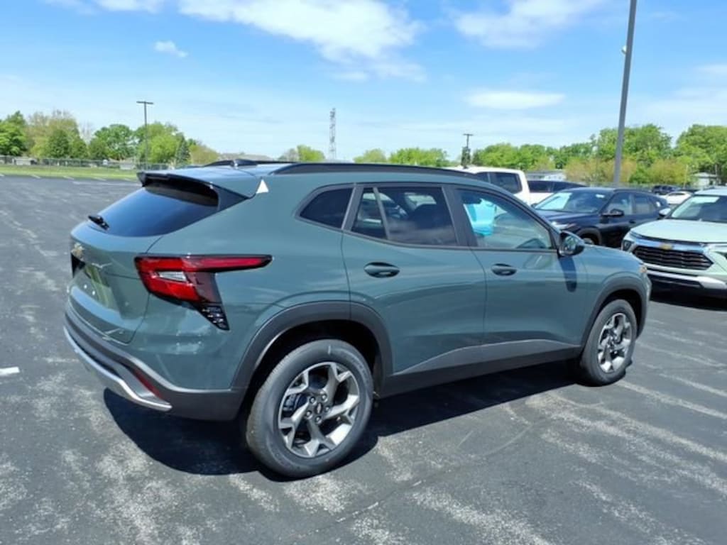 New 2026 Chevrolet Trax LT SUV