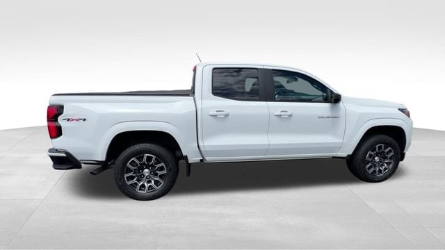 2024 Chevrolet Colorado LT - Photo 8