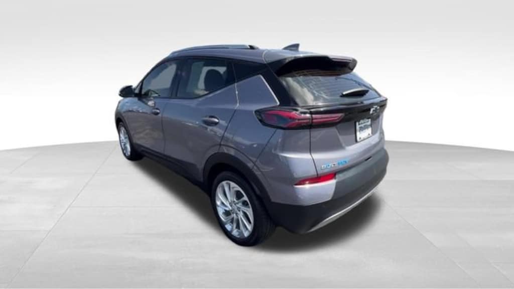 Used 2023 Chevrolet Bolt EUV LT SUV