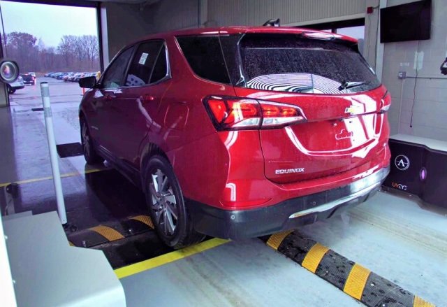 2024 Chevrolet Equinox LT photo 4