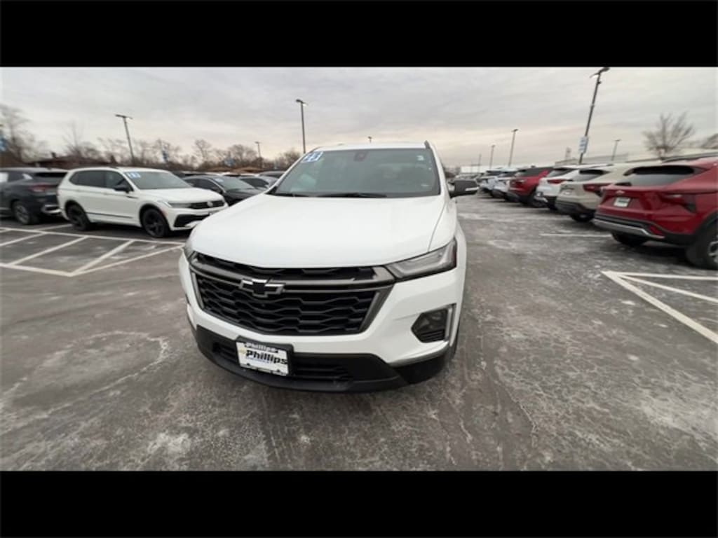 Used 2023 Chevrolet Traverse Premier SUV
