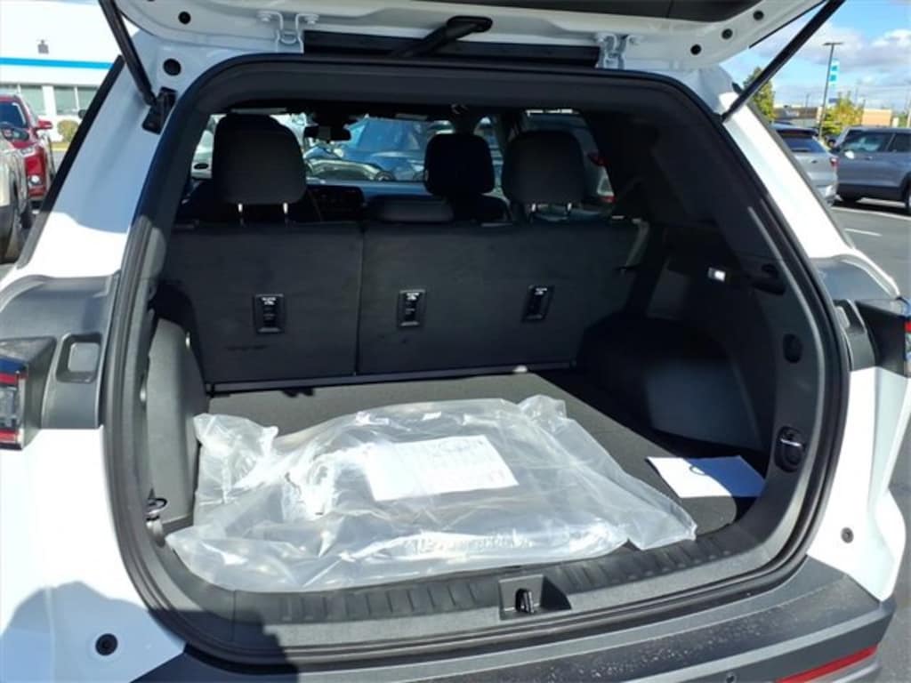 New 2026 Chevrolet Equinox LT SUV