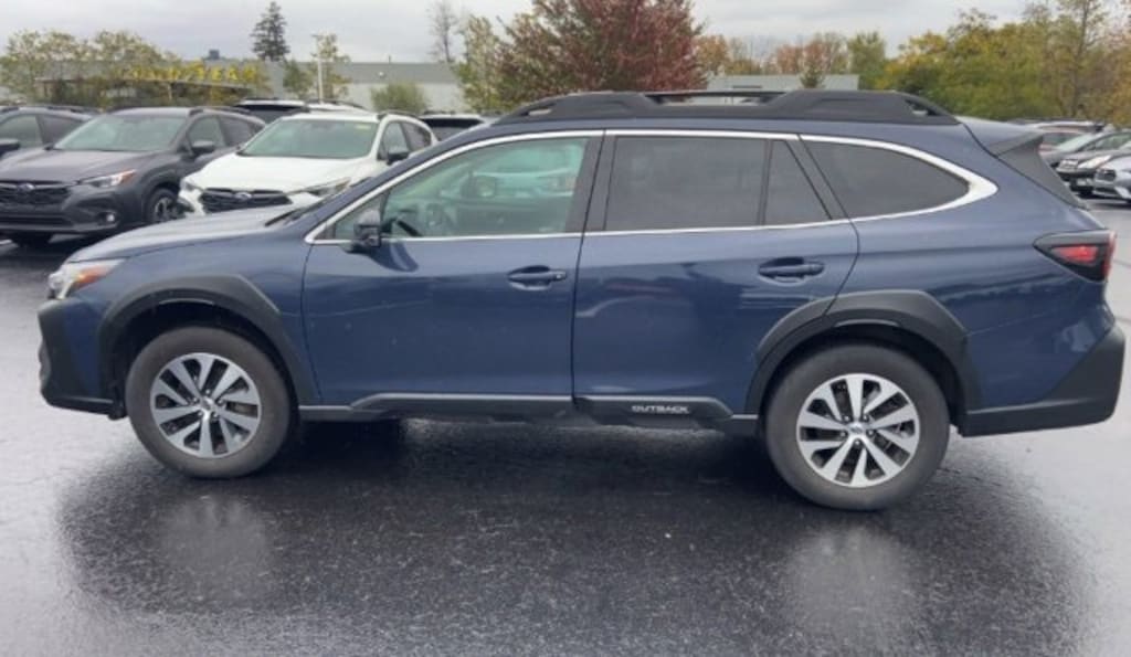 Used 2023 Subaru Outback Premium