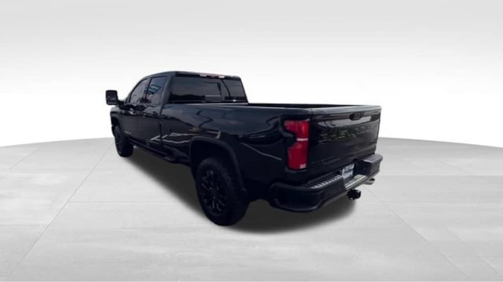 Used 2025 Chevrolet Silverado 2500 HD High Country Truck Crew Cab