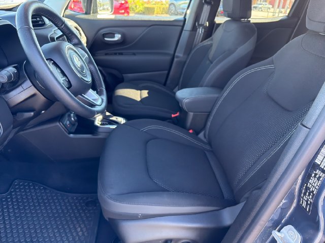 2023 Jeep Renegade Latitude - Photo 10