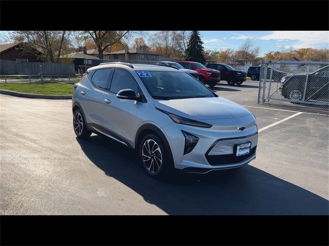 Used 2022 Chevrolet Bolt EUV Premier with VIN 1G1FZ6S01N4116347 for sale in Lansing, IL