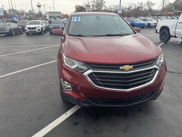 2018 Chevrolet Equinox LT photo 2