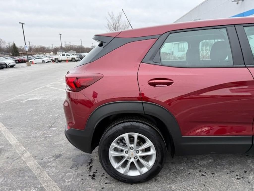 Used 2024 Chevrolet Trailblazer LS SUV