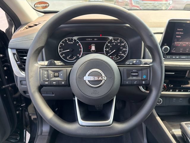 2022 Nissan Rogue SV - Photo 16
