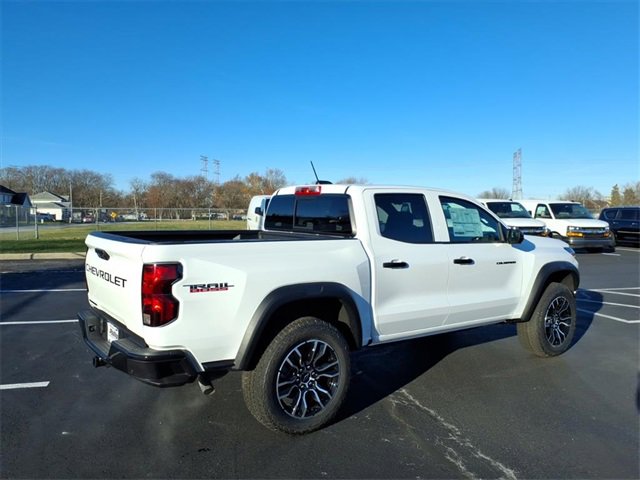 2026 Chevrolet Colorado Trail Boss photo 3