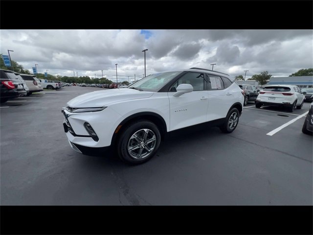 2023 Chevrolet Blazer 2LT photo 4