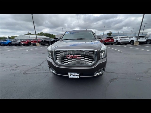 2019 Gmc Yukon Denali photo 3