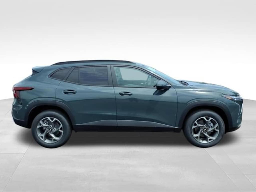 New 2026 Chevrolet Trax LT SUV